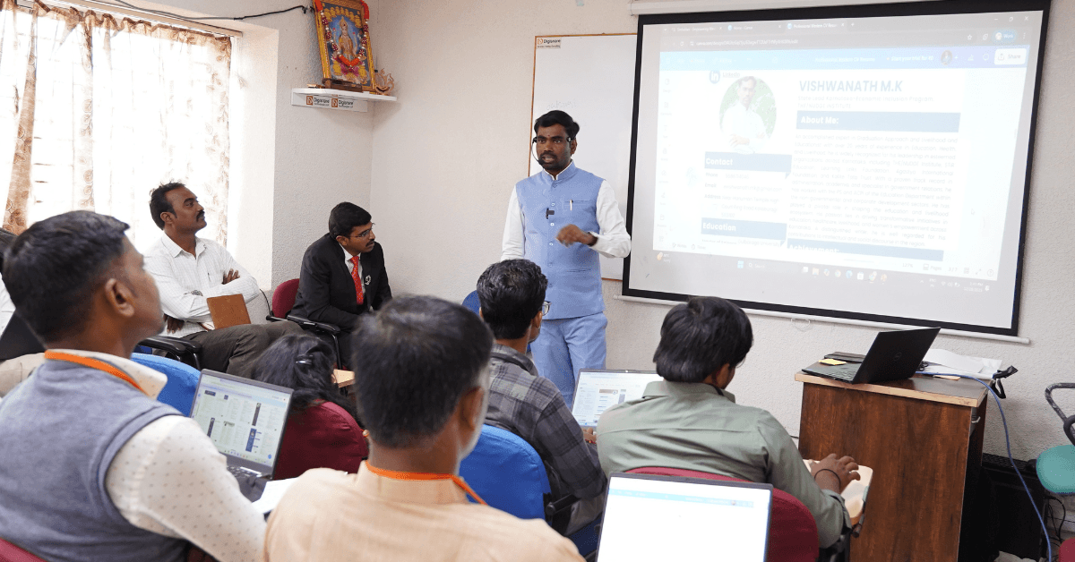 Unlock Your Voice: Master Presentation Skills